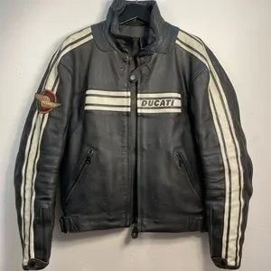 DUCATI DAINESE 立ち襟 本革 レザージャケット ブラック 44 DUCATI DAINESE 立ち襟 本革 レザージャケット ブラック 44